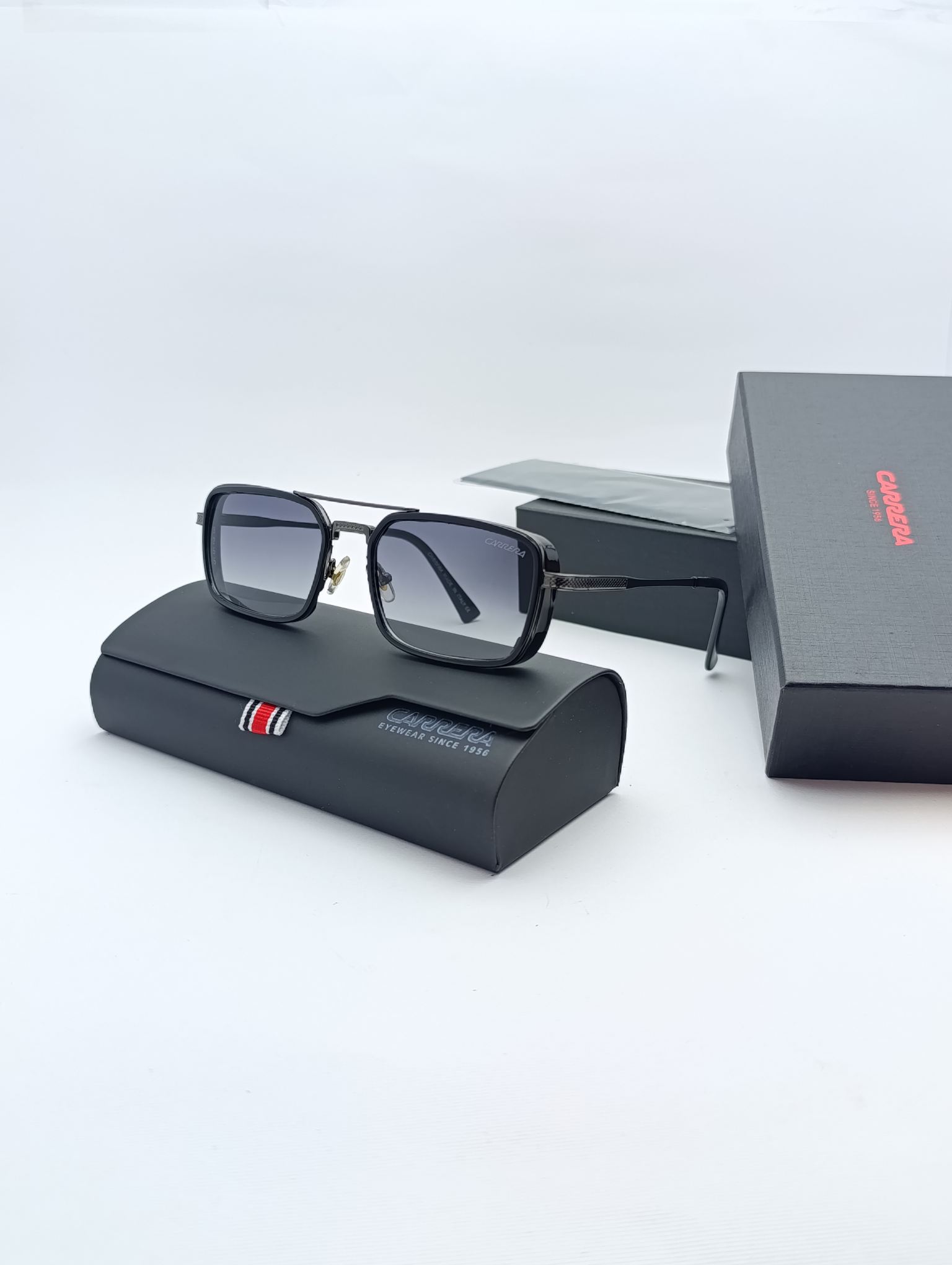 عینک آفتابی مردانه کررا کد p5285 | هنر متعادل سازی بین سبک بودن و آسایش
