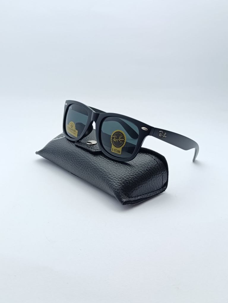 عینک آفتابی ری‌بن مدل RB2140 (Wayfarer Classic) |ترکیبی از طراحی نمادین و کیفیت بی‌رقیب